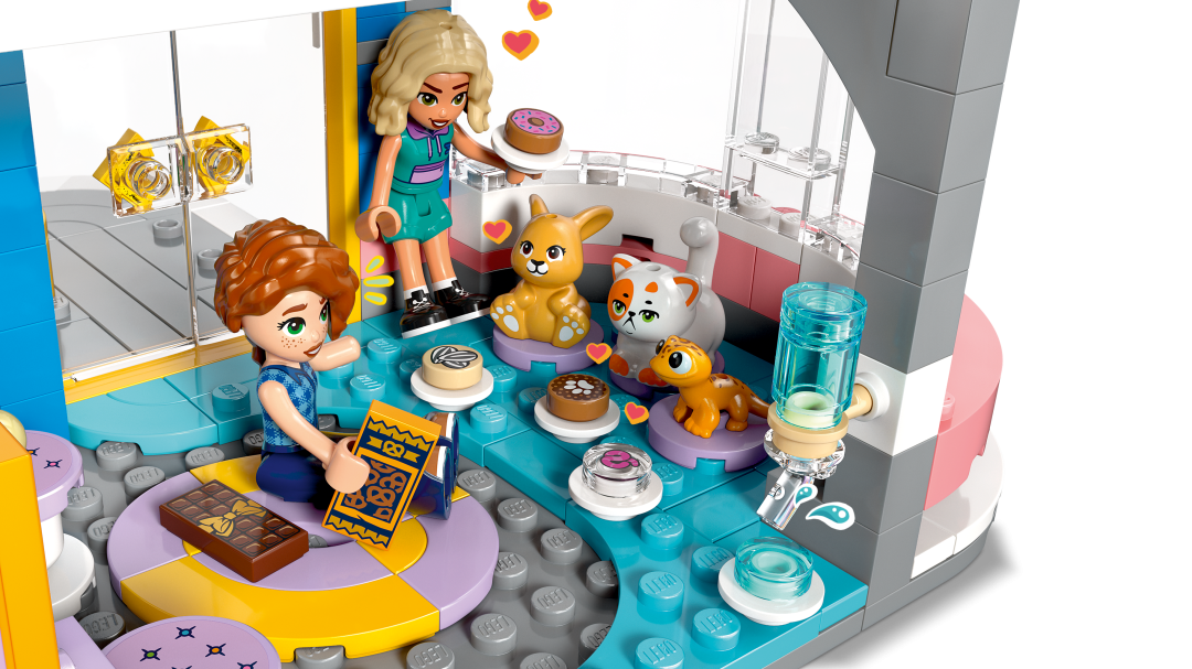 LEGO Friends Heartlake City Friends Club House Set 42689
