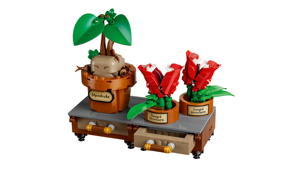 LEGO Harry Potter Hogwarts Herbology Plants Set 76474