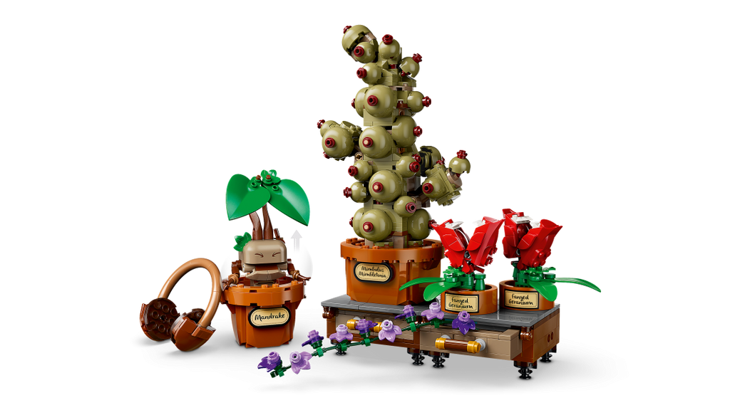 LEGO Harry Potter Hogwarts Herbology Plants Set 76474