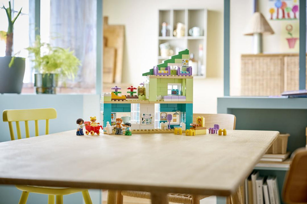 LEGO DUPLO 3in1 Modern Family House with Figures Set 10470