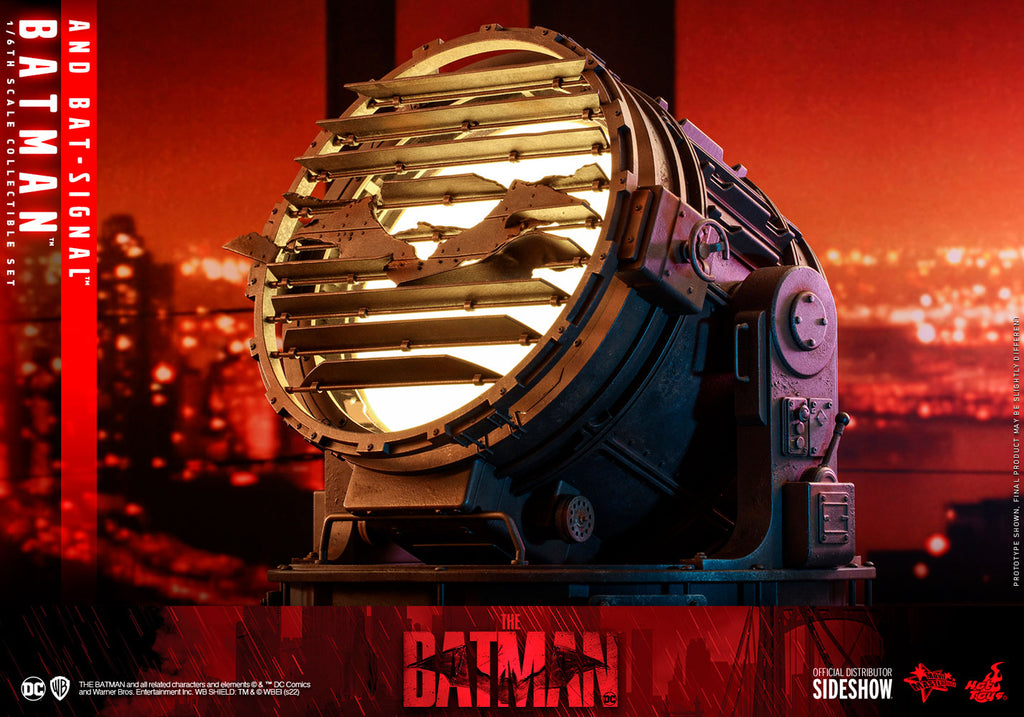 Batman and Bat-Signal DC Sixth Scale Figure