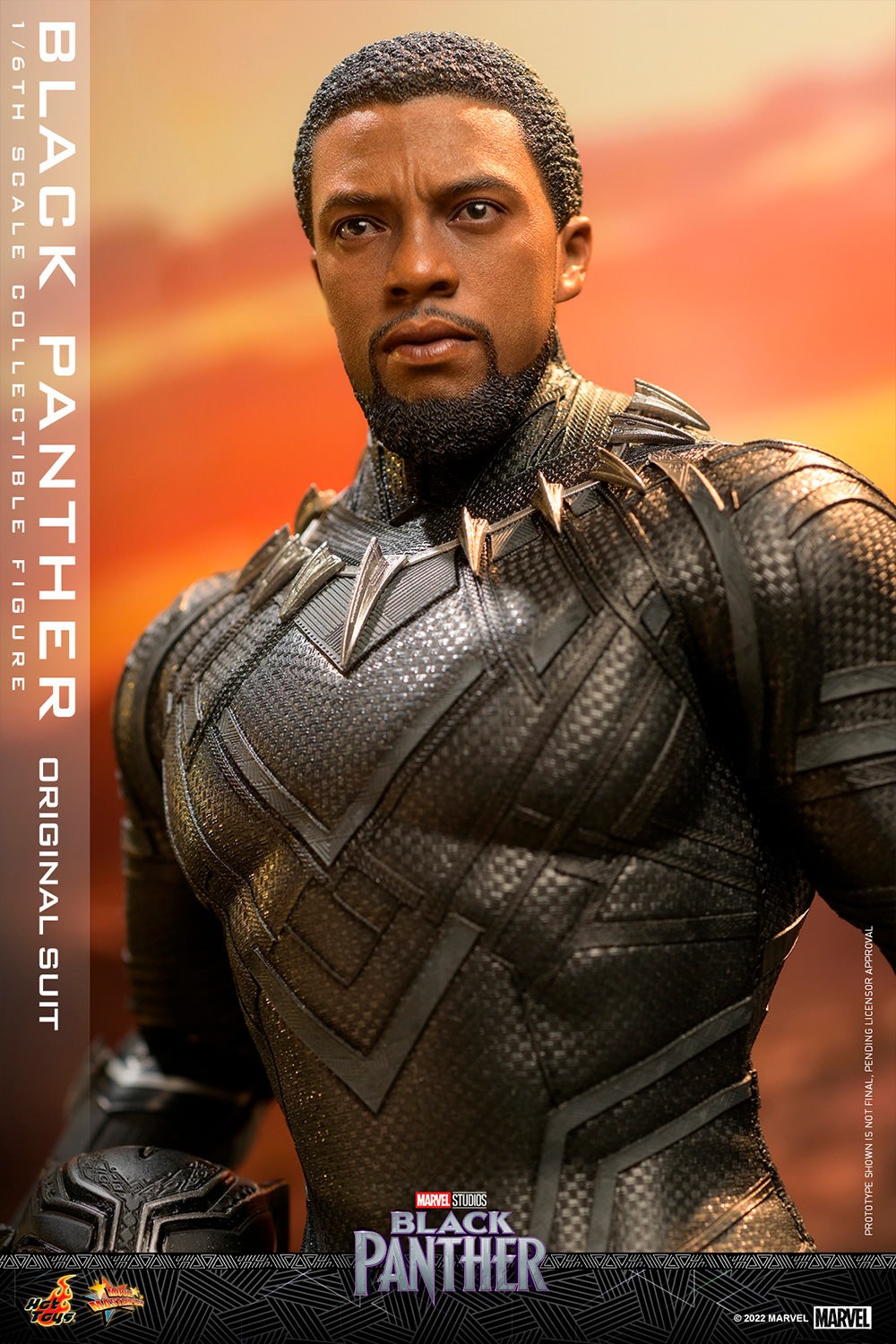 Black Panther (Original Suit) Marvel Sixth Scale Figure