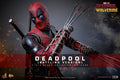 Deadpool (Battling Version) Marvel Sixth Scale Figure