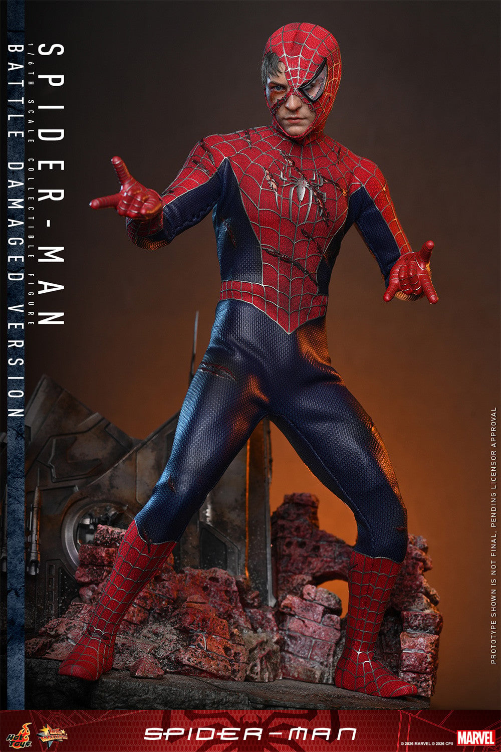 Spider-Man (Battle Damaged Version) Marvel Sixth Scale Figure