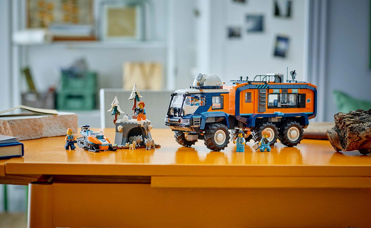LEGO City Arctic Explorer Science Lab Truck Set 60471