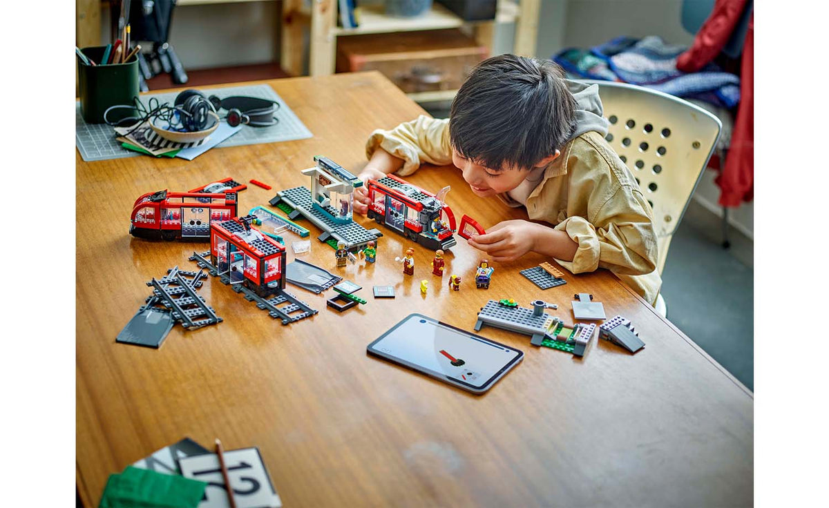 LEGO City Downtown Streetcar and Station Set 60423