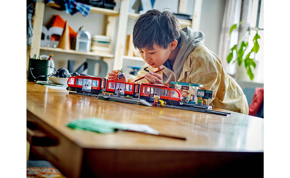 LEGO City Downtown Streetcar and Station Set 60423