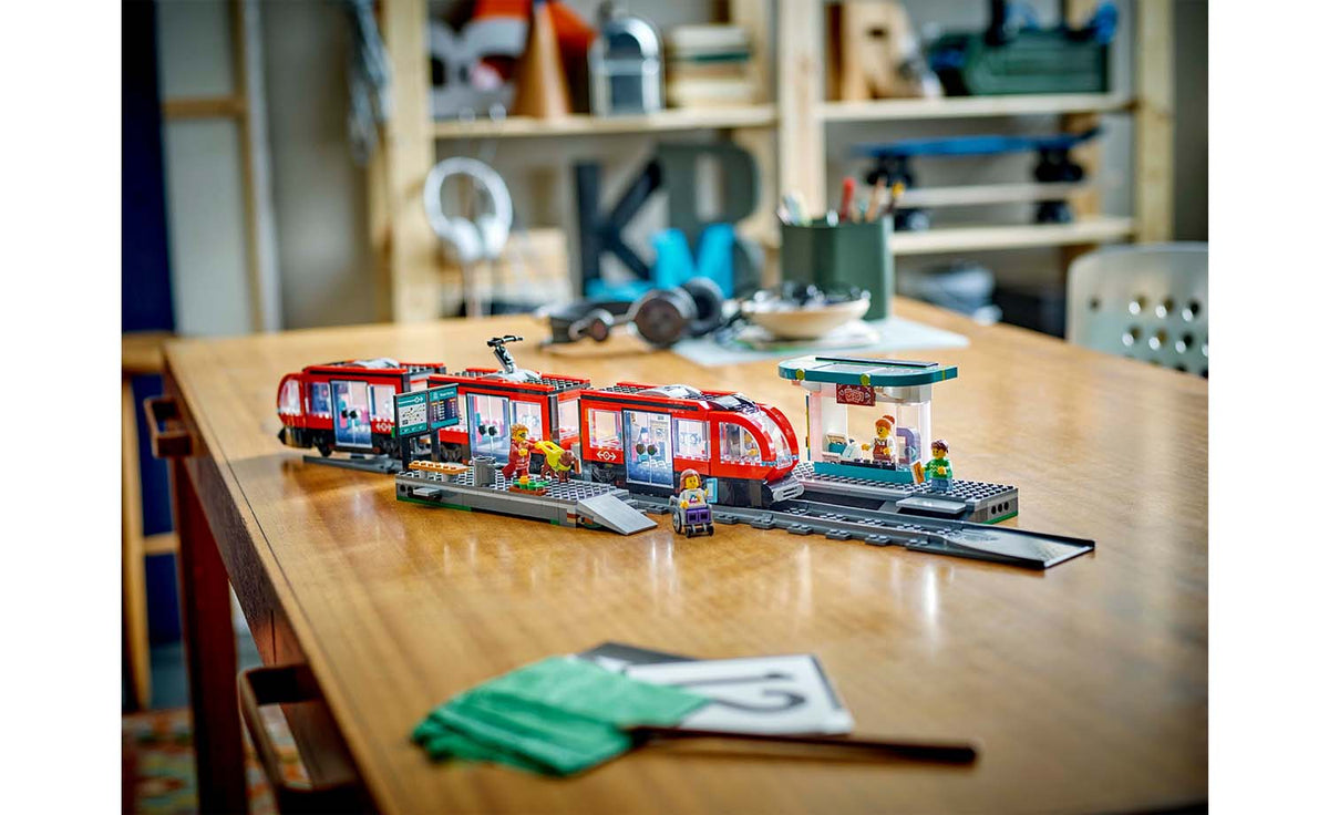 LEGO City Downtown Streetcar and Station Set 60423