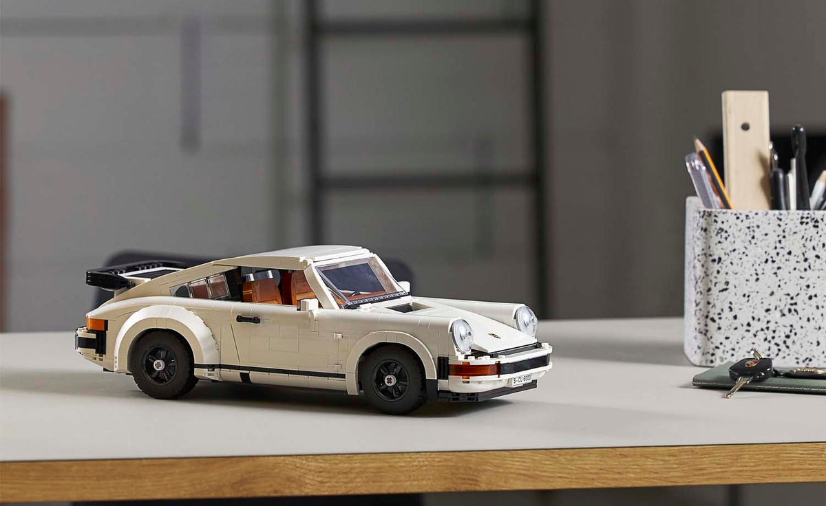 LEGO ICONS Porsche 911 Set 10295