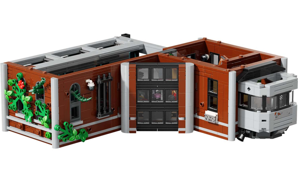 LEGO DC Arkham Asylum Set 76300