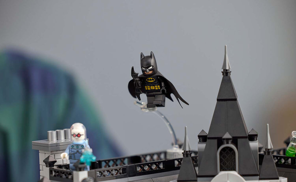 LEGO DC Arkham Asylum Set 76300
