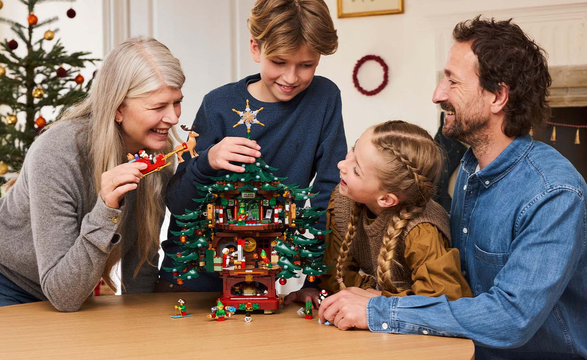 LEGO Iconic Family Christmas Tree Decoration Set 41843