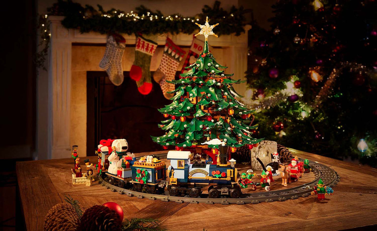 LEGO Iconic Family Christmas Tree Decoration Set 41843