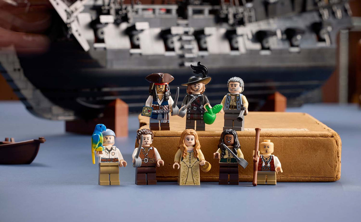 LEGO ICONS Captain Jack Sparrow's Pirate Ship Set 10365