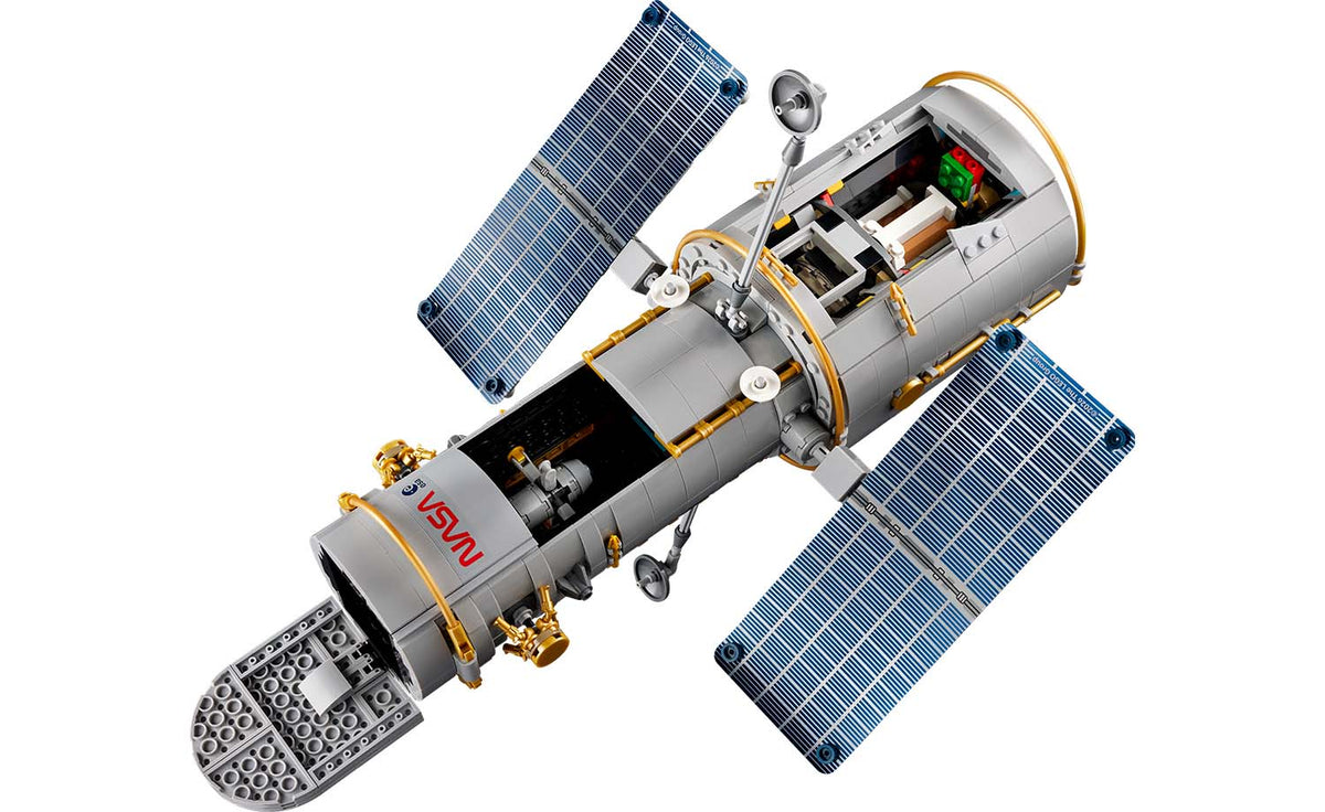 LEGO ICONS Hubble Space Telescope Set 11382