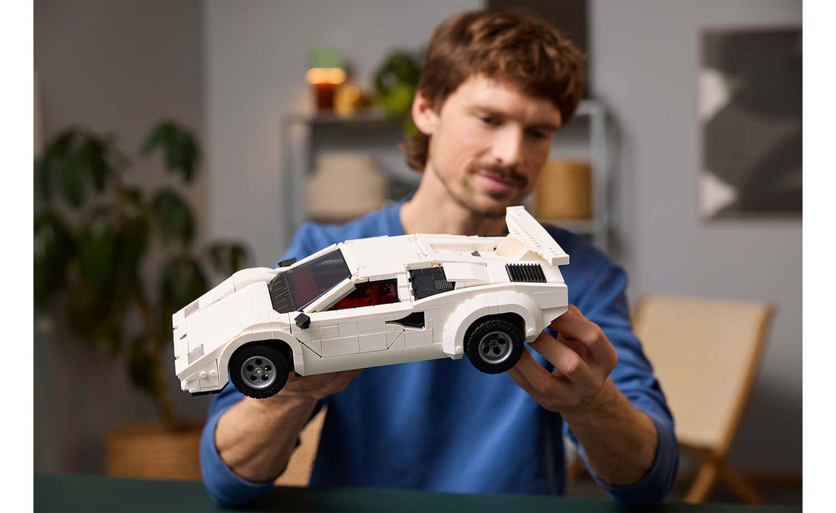 LEGO ICONS Lamborghini Countach 5000 Quattrovalvole Set 10337