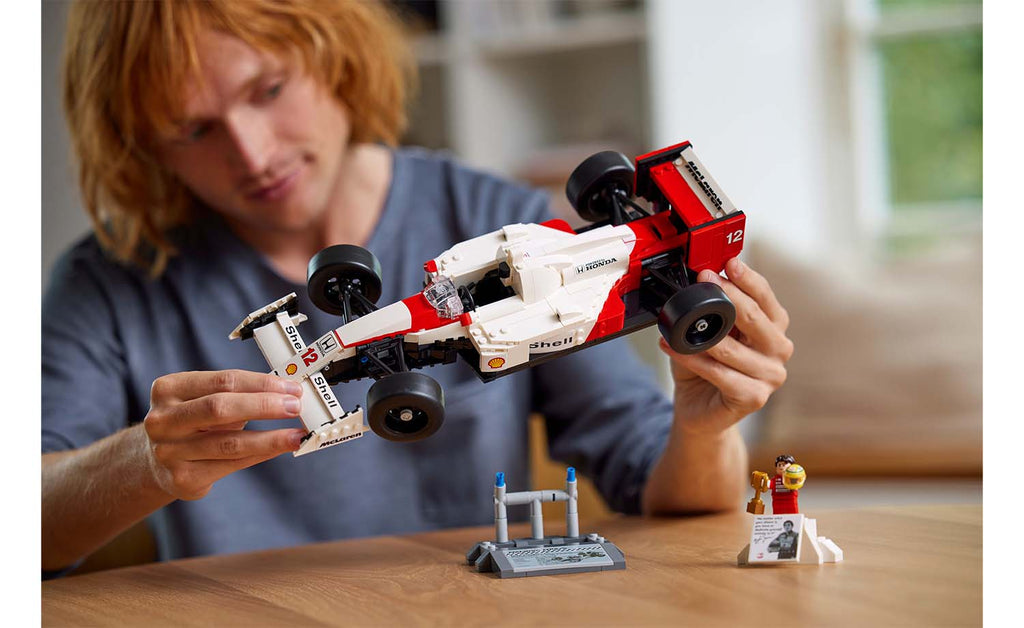 LEGO ICONS McLaren MP4/4 & Ayrton Senna Set 10330