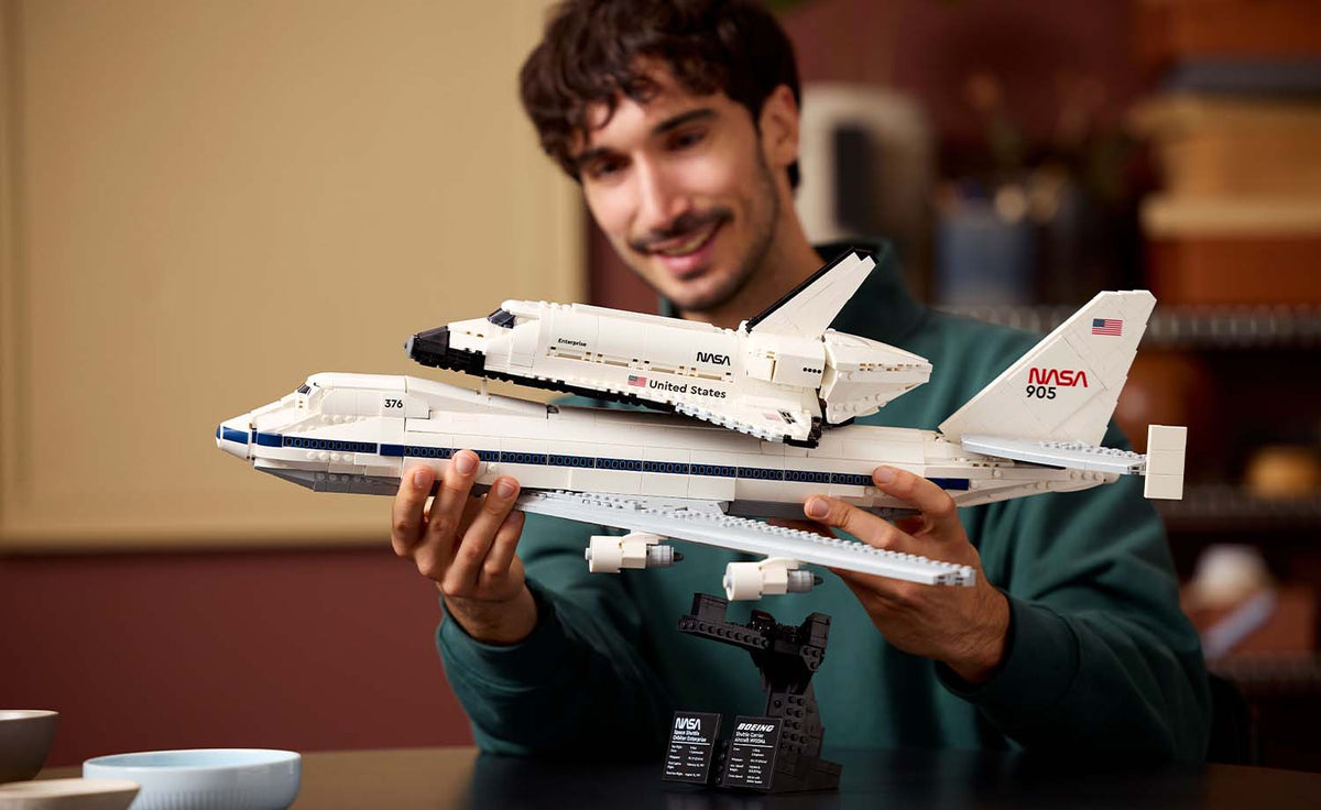 LEGO ICONS Shuttle Carrier Aircraft Set 10360
