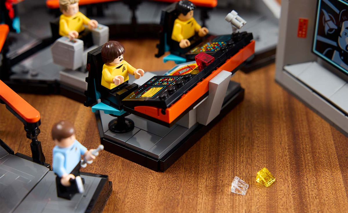 LEGO ICONS Star Trek: U.S.S. Enterprise NCC-1701 Bridge Set 11385