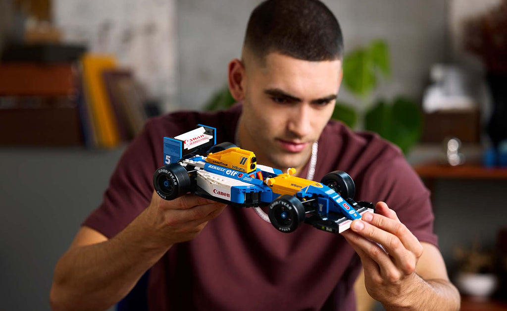 LEGO ICONS Williams Racing FW14B & Nigel Mansell Set 10353