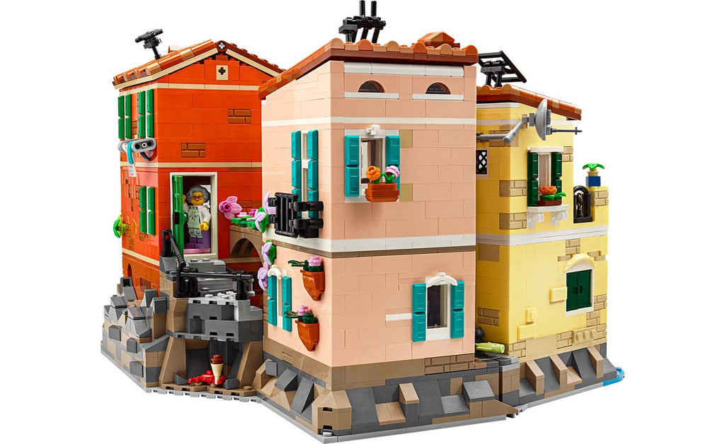 LEGO Ideas Italian Riviera Set 21359