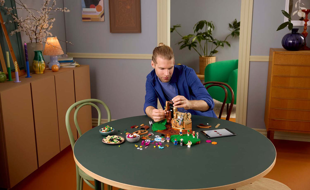LEGO Ideas Willy Wonka & the Chocolate Factory Set 21360