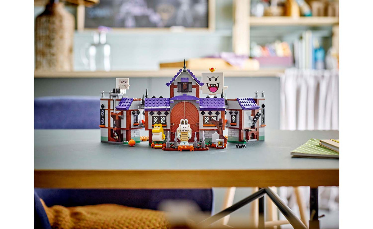 LEGO Super Mario King Boo's Haunted Mansion Set 71436
