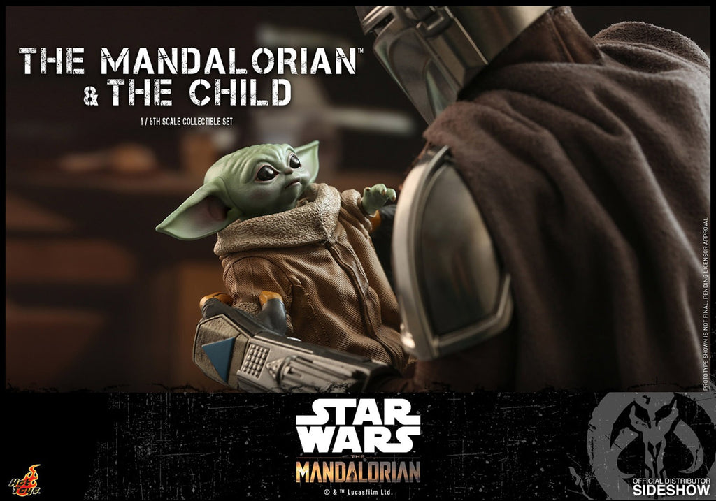 The Mandalorian and The Child Star Wars Sixth Scale Figure